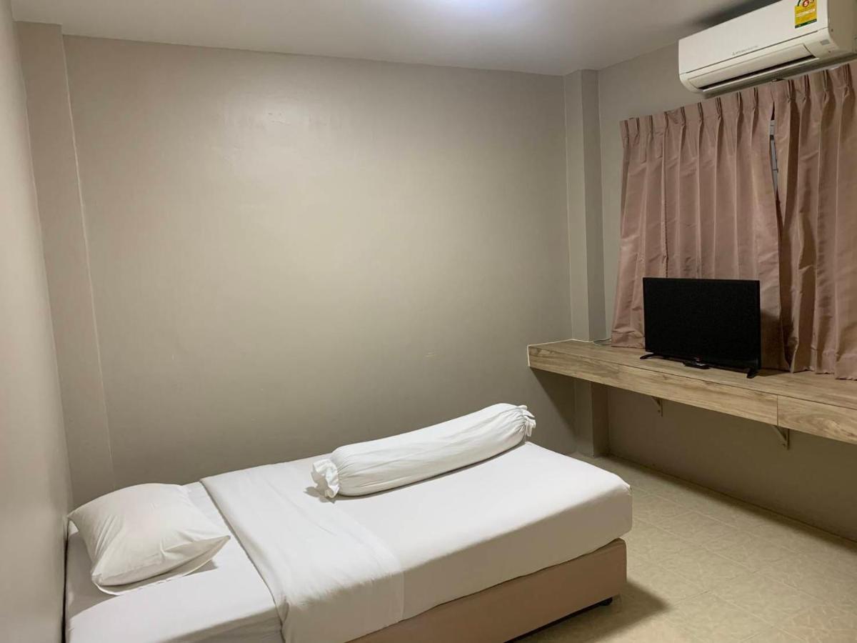 Lithai Guesthouse Phitsanulok Ngoại thất bức ảnh