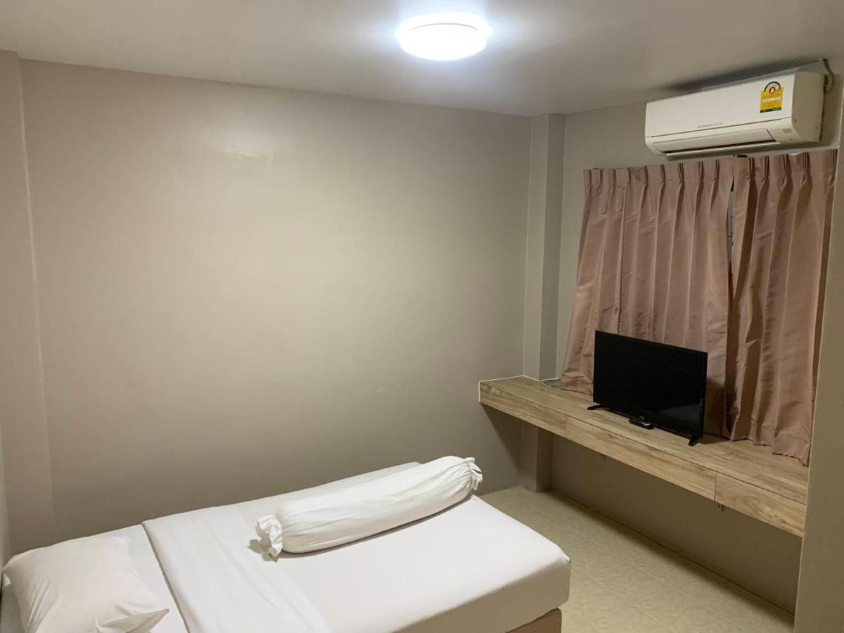 Lithai Guesthouse Phitsanulok Ngoại thất bức ảnh