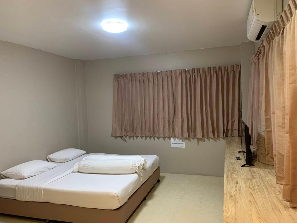 Lithai Guesthouse Phitsanulok Ngoại thất bức ảnh